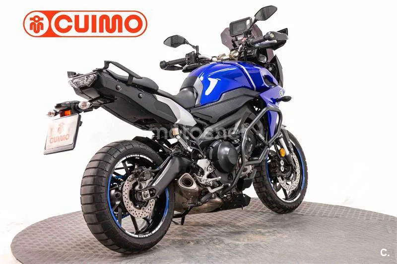 Yamaha MT-09 – Vista 9