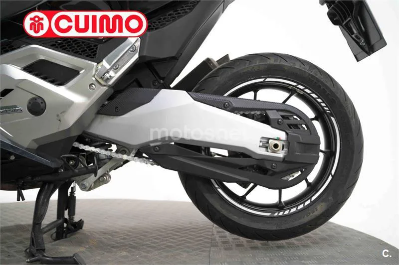 Honda Forza 750 – Vista 18