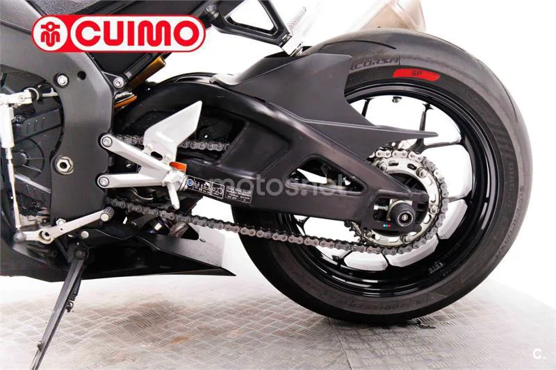 Honda CBR 1000 RR Fireblade – Vista 18