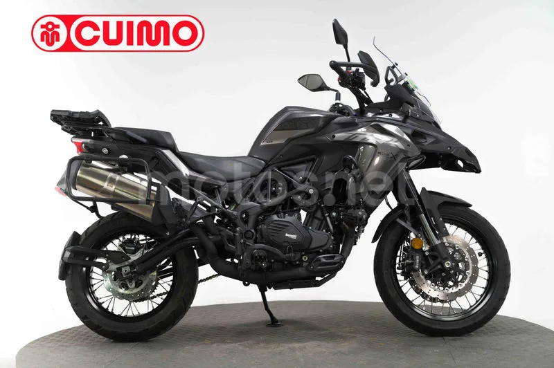 Benelli TRK 502 – Vista 3
