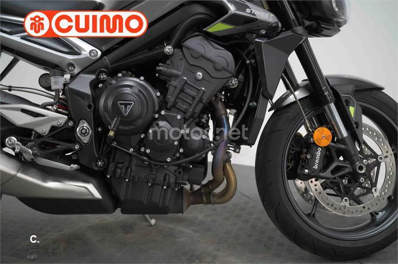 Triumph Street Triple – Vista 13