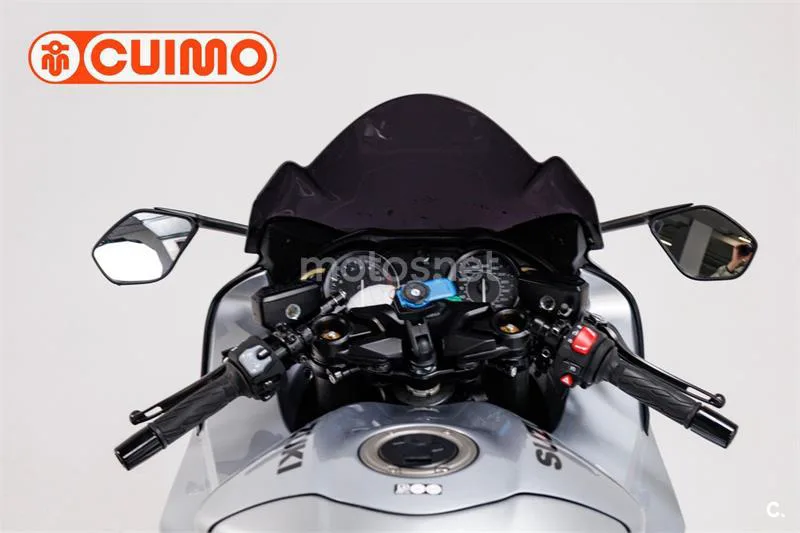Suzuki Hayabusa – Vista 12