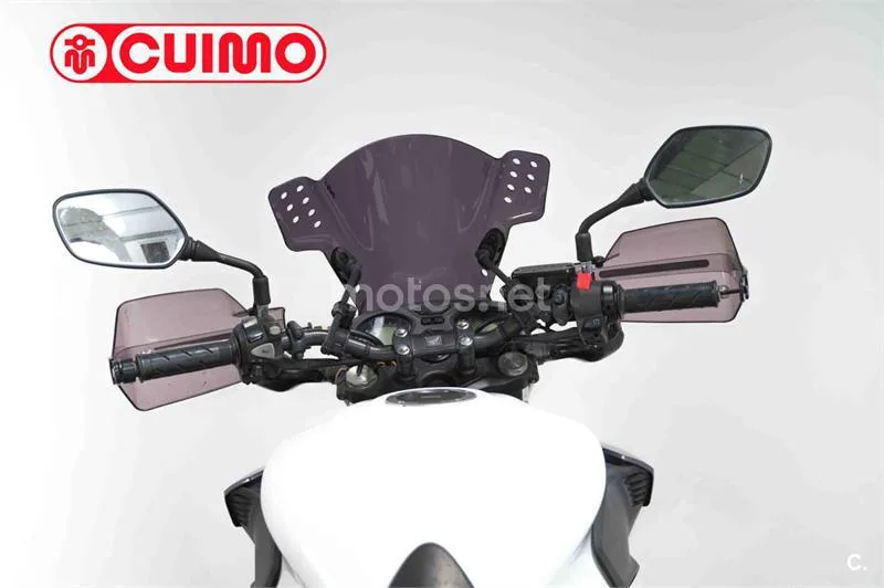 Honda CB 650 F – Vista 17