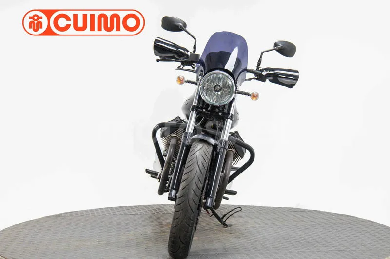 Moto Guzzi V7 – Vista 20