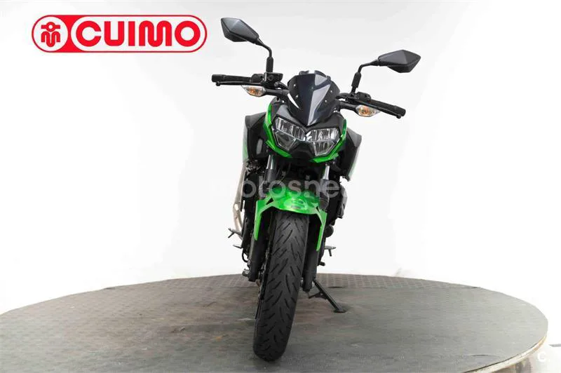 Kawasaki Z400 – Vista 10
