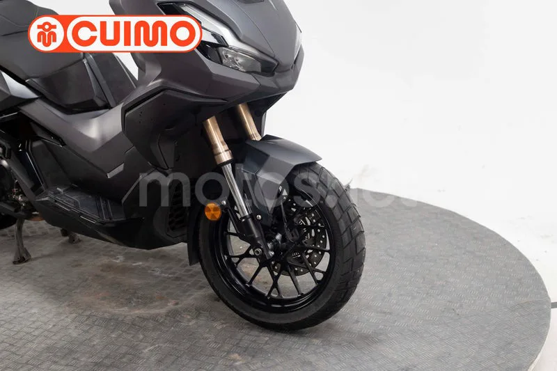 Honda ADV 350 – Vista 3