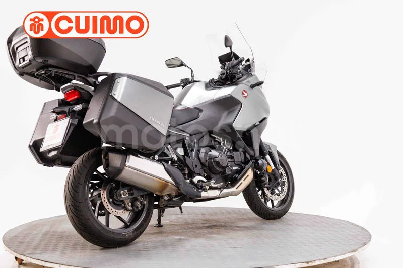 Honda NT1100 – Vista 17