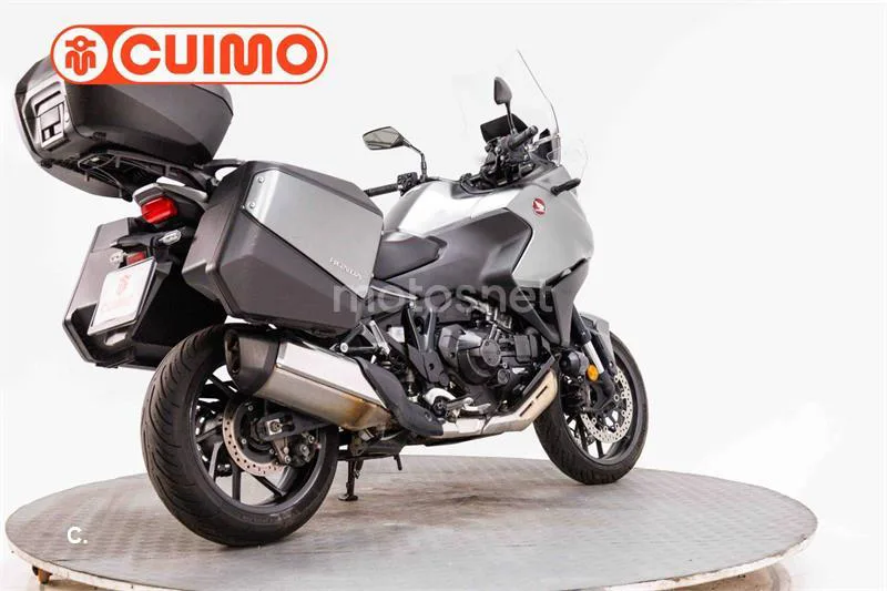 Honda NT1100 – Vista 9