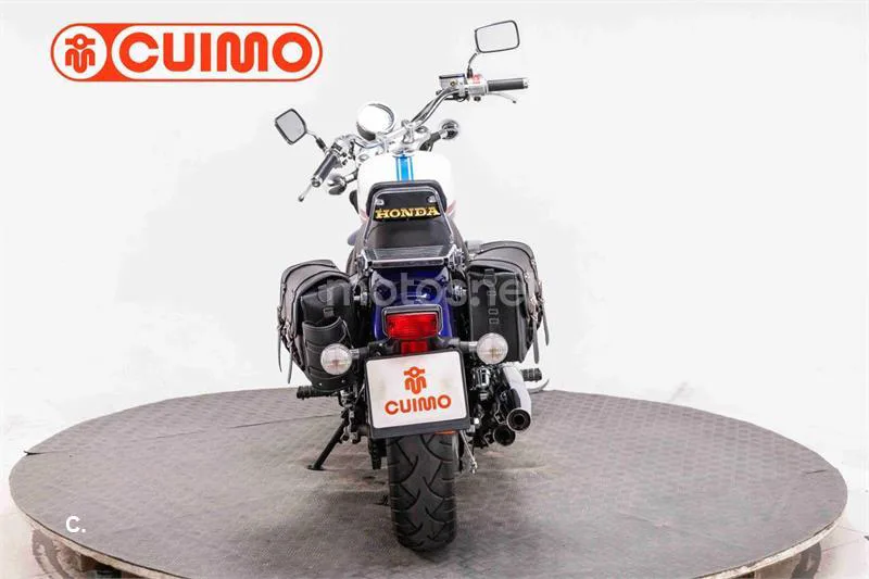 Honda VT 750 C Shadow – Vista 12