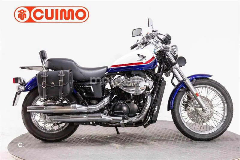 Honda VT 750 C Shadow – Vista 5