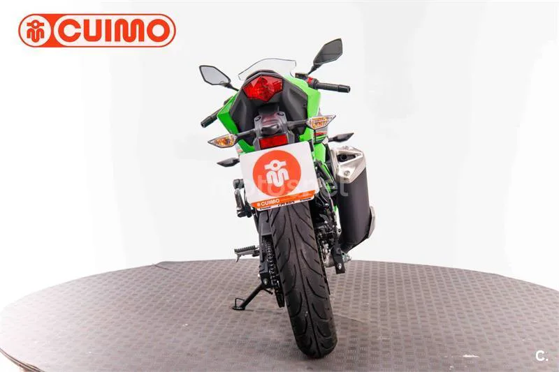 Kawasaki Ninja 125 – Vista 5