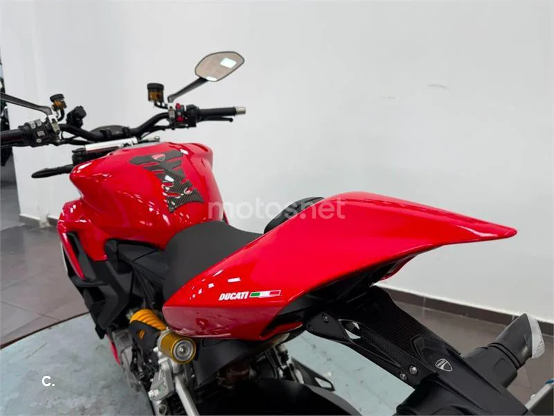 Ducati Streetfighter V2 – Vista 11