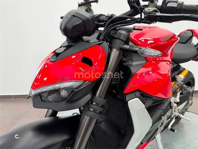 Ducati Streetfighter V2 – Vista 18