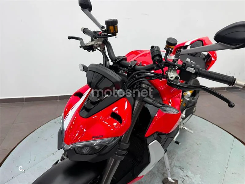 Ducati Streetfighter V2 – Vista 19