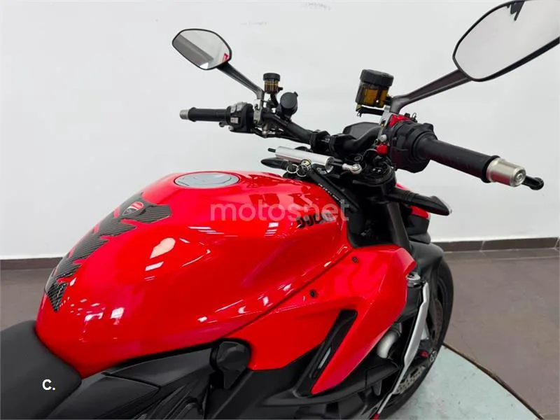 Ducati Streetfighter V2 – Vista 6