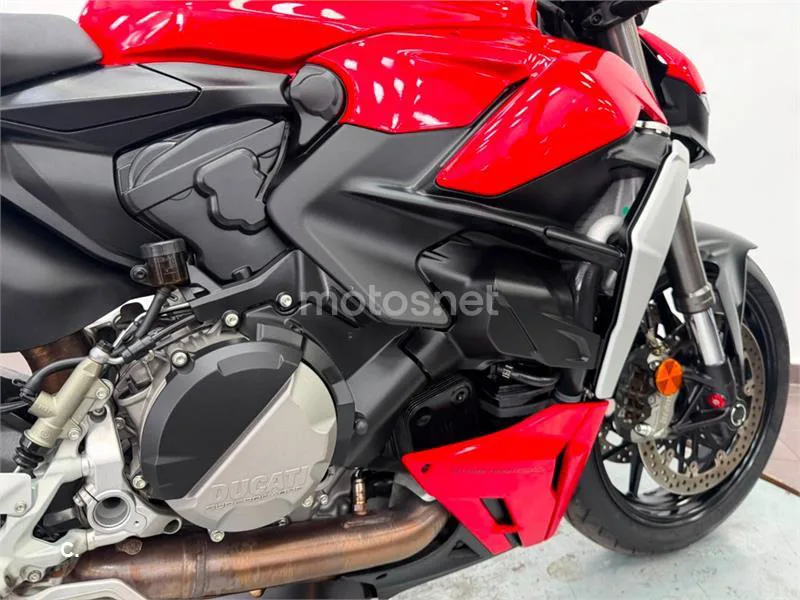 Ducati Streetfighter V2 – Vista 7