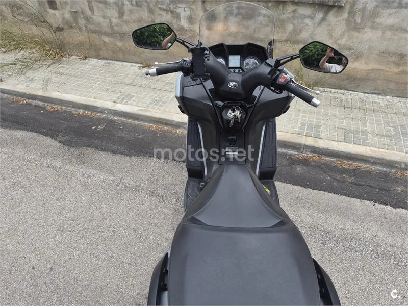 Kymco Super Dink 125 – Vista 3