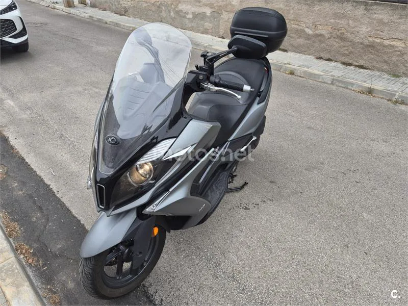 Kymco Super Dink 125 – Vista 5