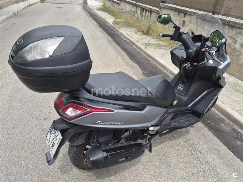 Kymco Super Dink 125 – Vista 7