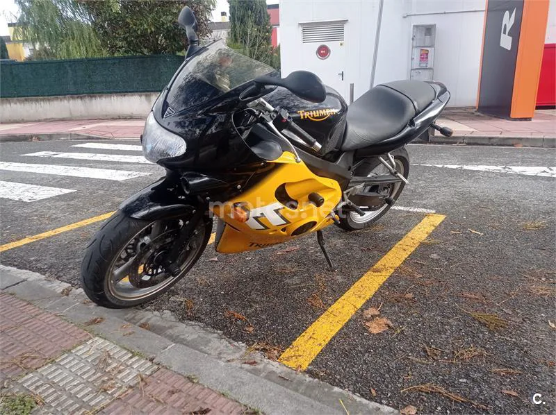Triumph Legend TT – Vista 8