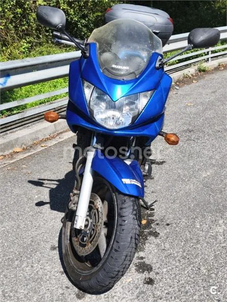 Suzuki Bandit 650 S – Vista 2