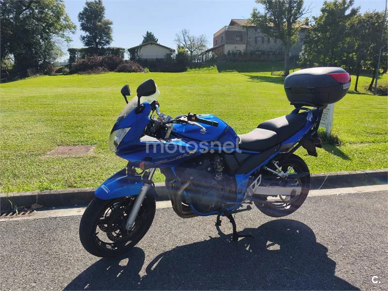 Suzuki Bandit 650 S – Vista 12