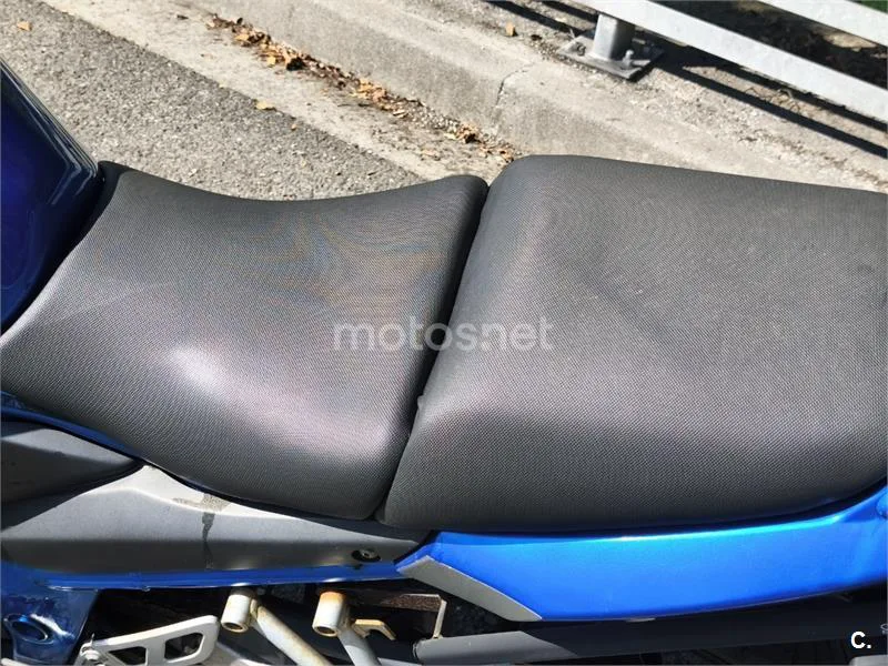 Suzuki Bandit 650 S – Vista 14
