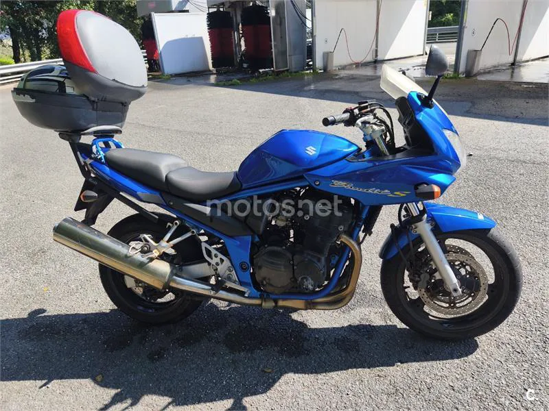 Suzuki Bandit 650 S – Vista 15