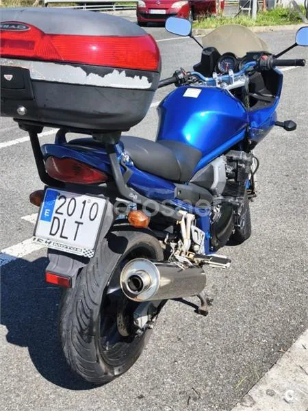 Suzuki Bandit 650 S – Vista 8