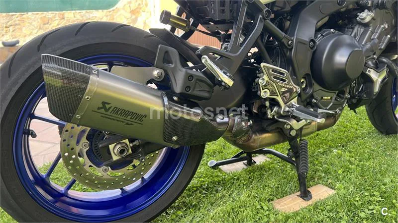 Yamaha Tracer 9 – Vista 12