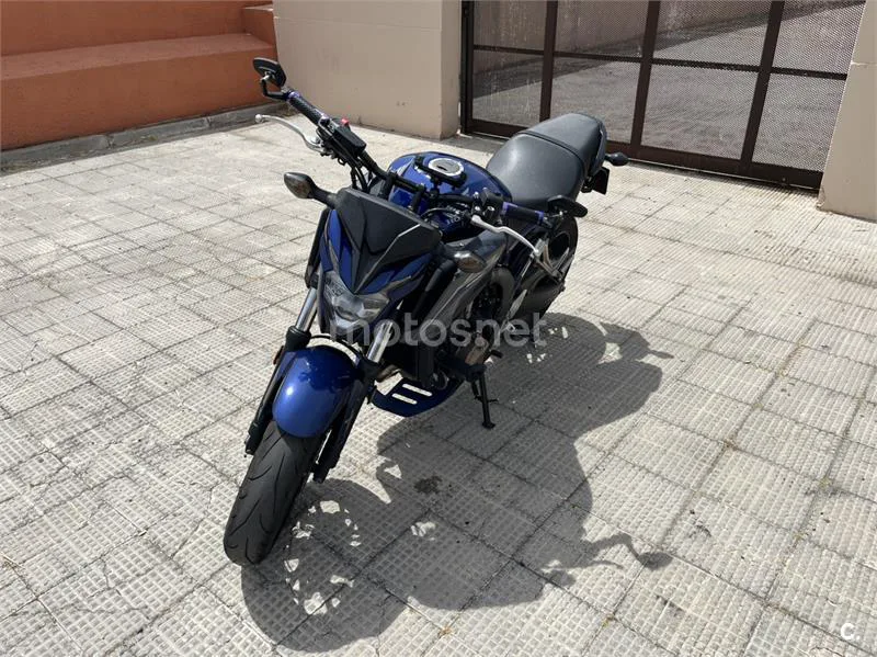 Honda CB 650 F – Vista 3