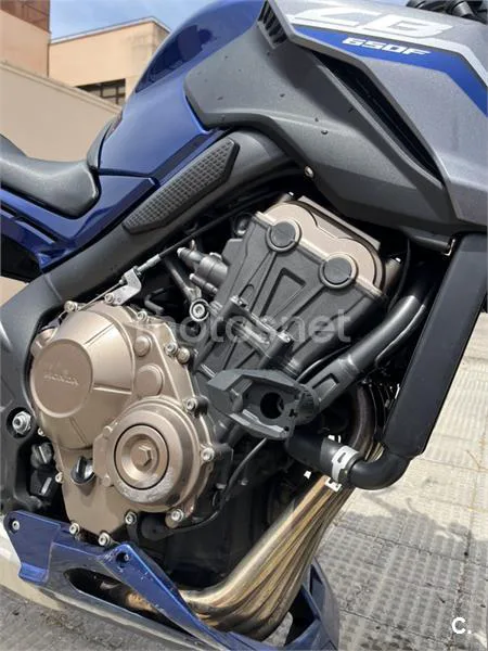 Honda CB 650 F – Vista 6