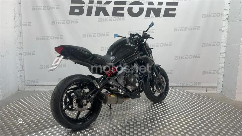 Kawasaki ER-6N – Vista 8