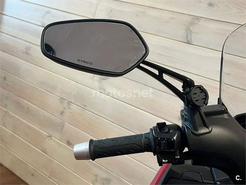 Kymco Super Dink 125 – Vista 11
