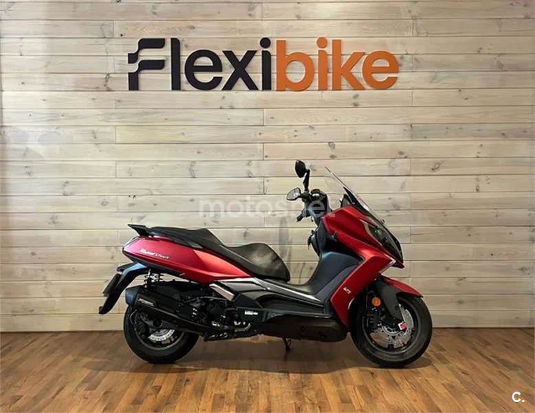 Kymco Super Dink 125 – Vista 3