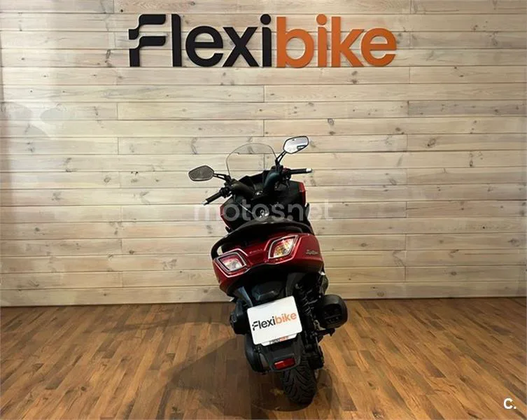 Kymco Super Dink 125 – Vista 5