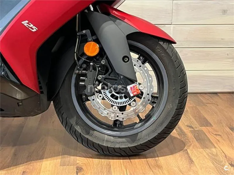 Kymco Super Dink 125 – Vista 8