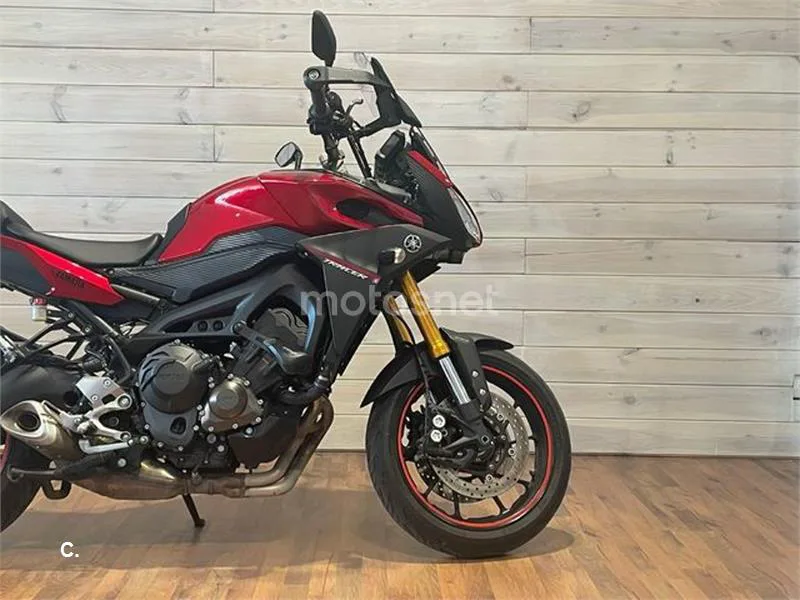 Yamaha MT-09 – Vista 8