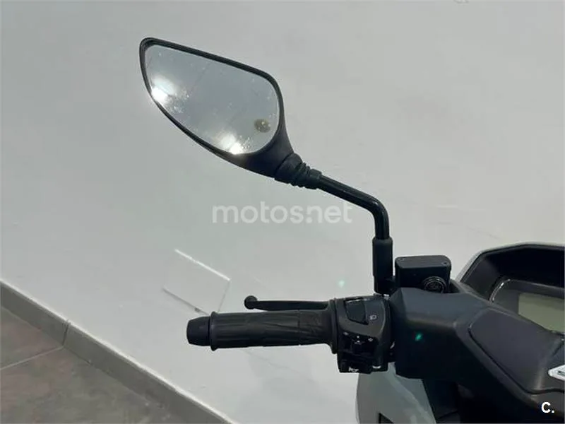 Kymco Sky Town 125 – Vista 11