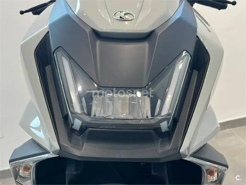 Kymco Sky Town 125 – Vista 10