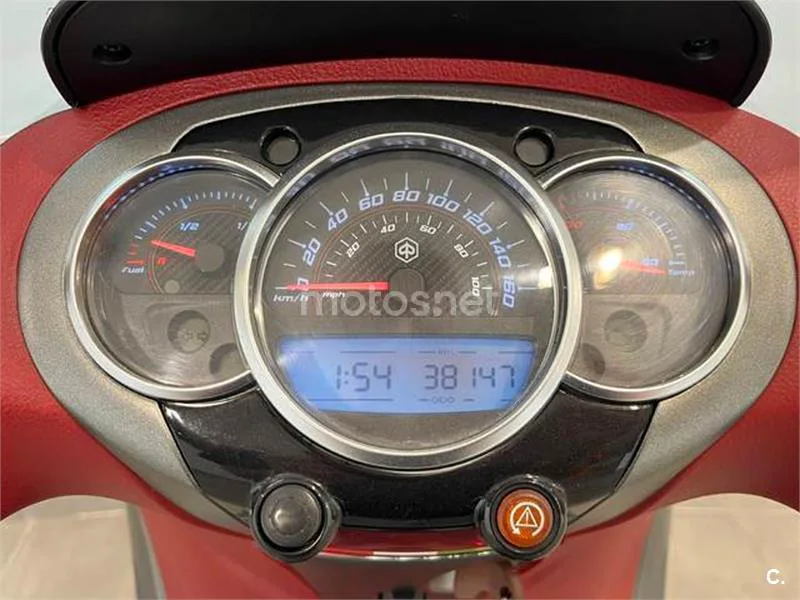 Piaggio Beverly – Vista 13