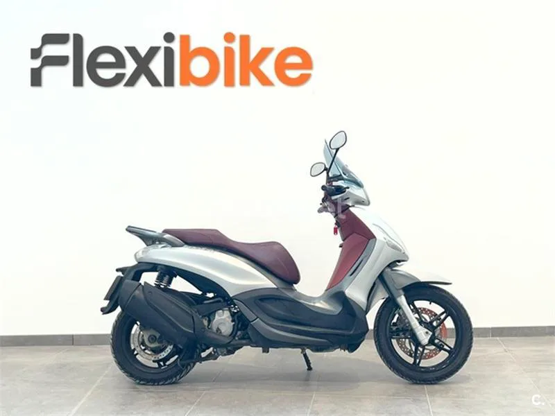 Piaggio Beverly – Vista 3