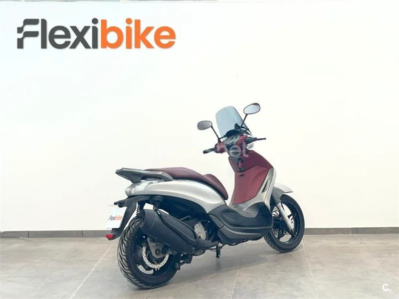 Piaggio Beverly – Vista 4
