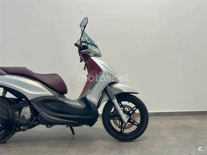 Piaggio Beverly – Vista 8