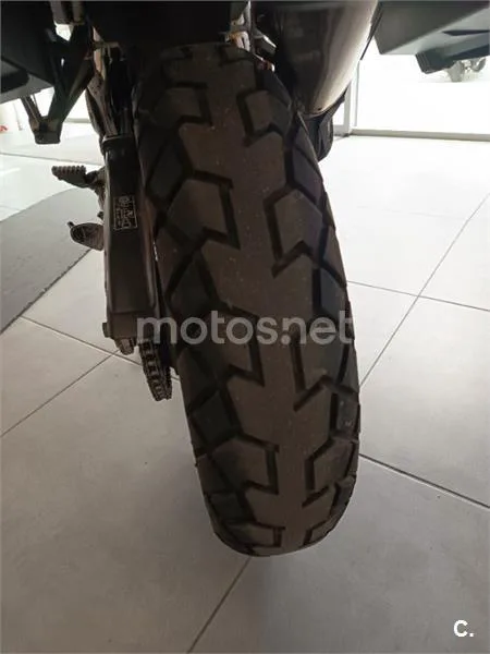 Honda CRF 1000L Africa Twin – Vista 15