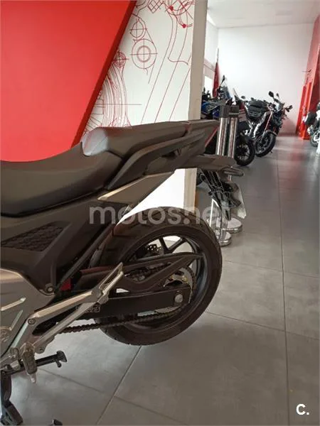 Honda NC 750 X – Vista 3