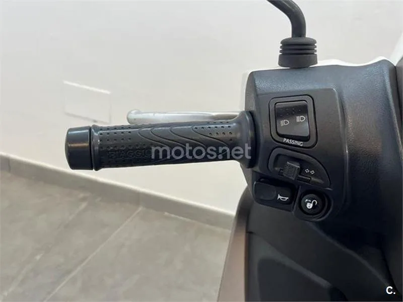 Piaggio Medley – Vista 12