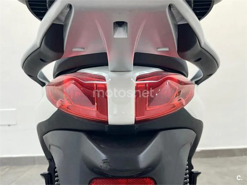 Piaggio Medley – Vista 6