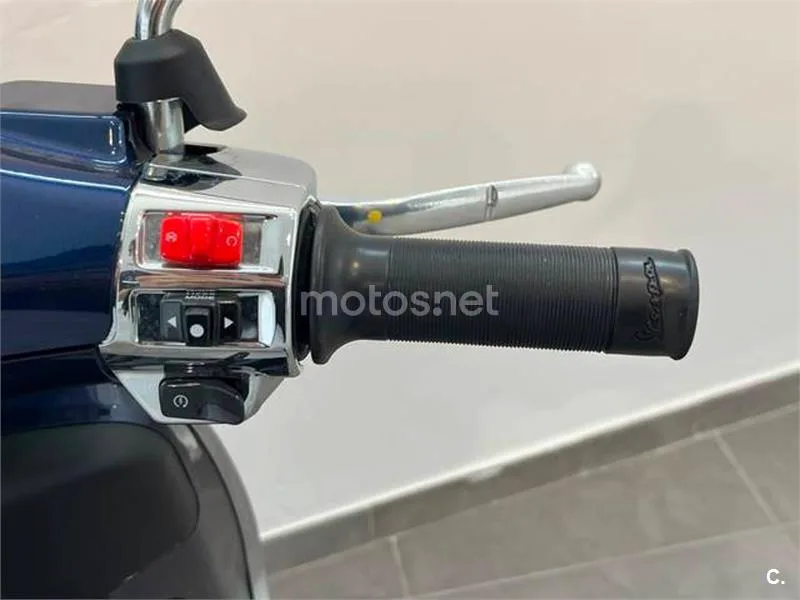 Vespa Primavera – Vista 14