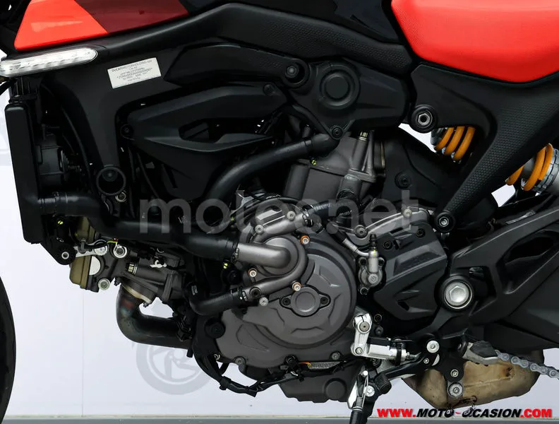 Ducati Monster – Vista 10
